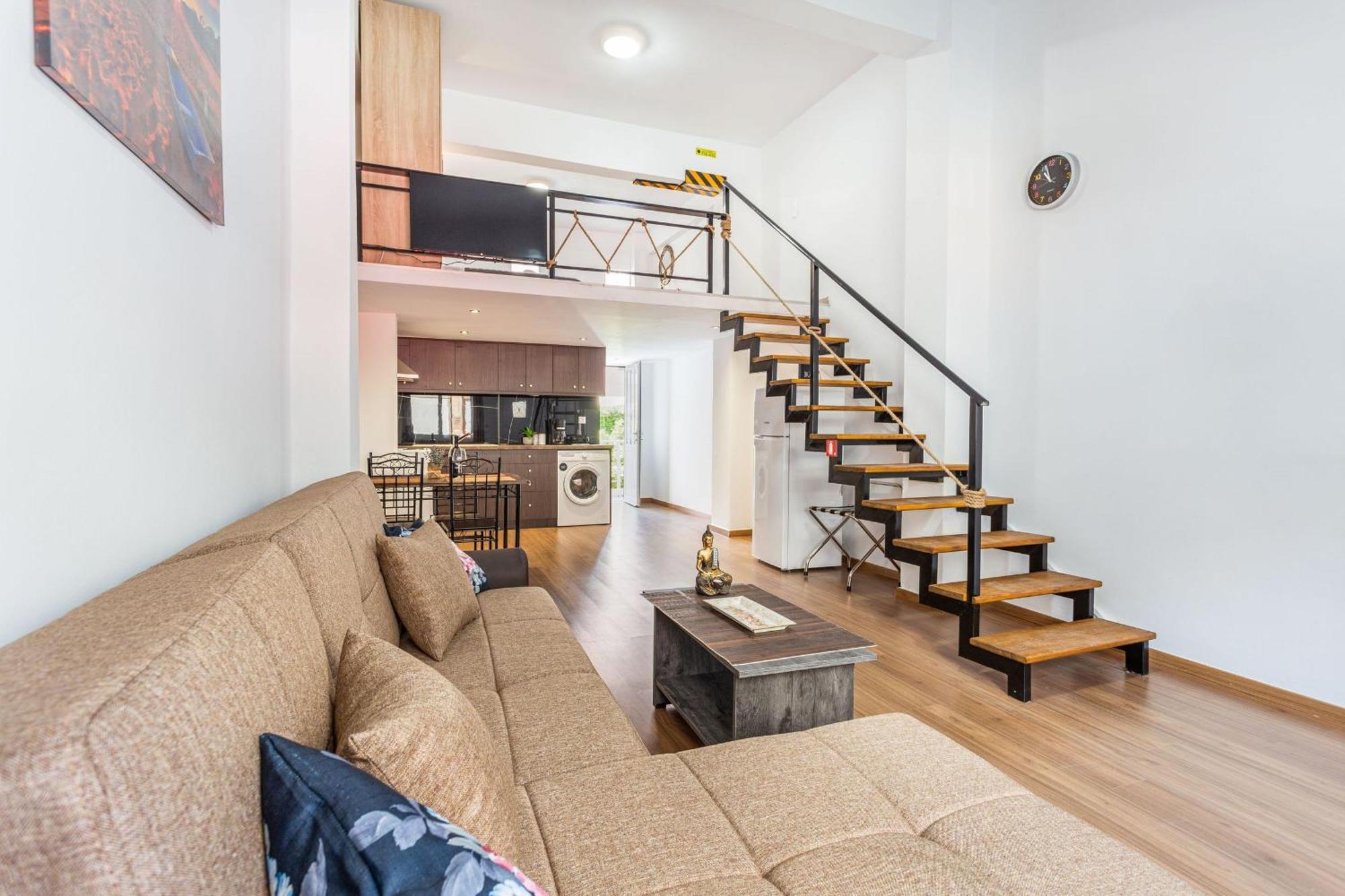 Neva'S Apartment'S In Center Chania 1 2 エクステリア 写真